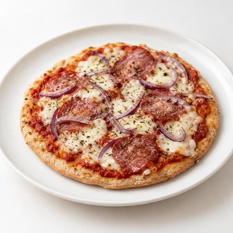 Pizza na skyrowym spodzie z salami
