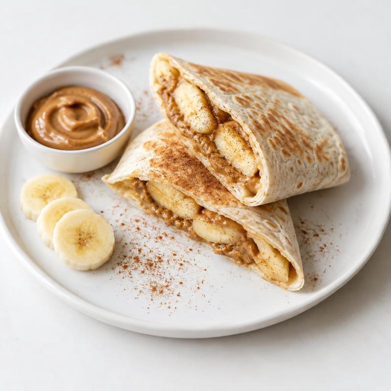 Opiekana tortilla z nadzieniem bananowo-orzechowym